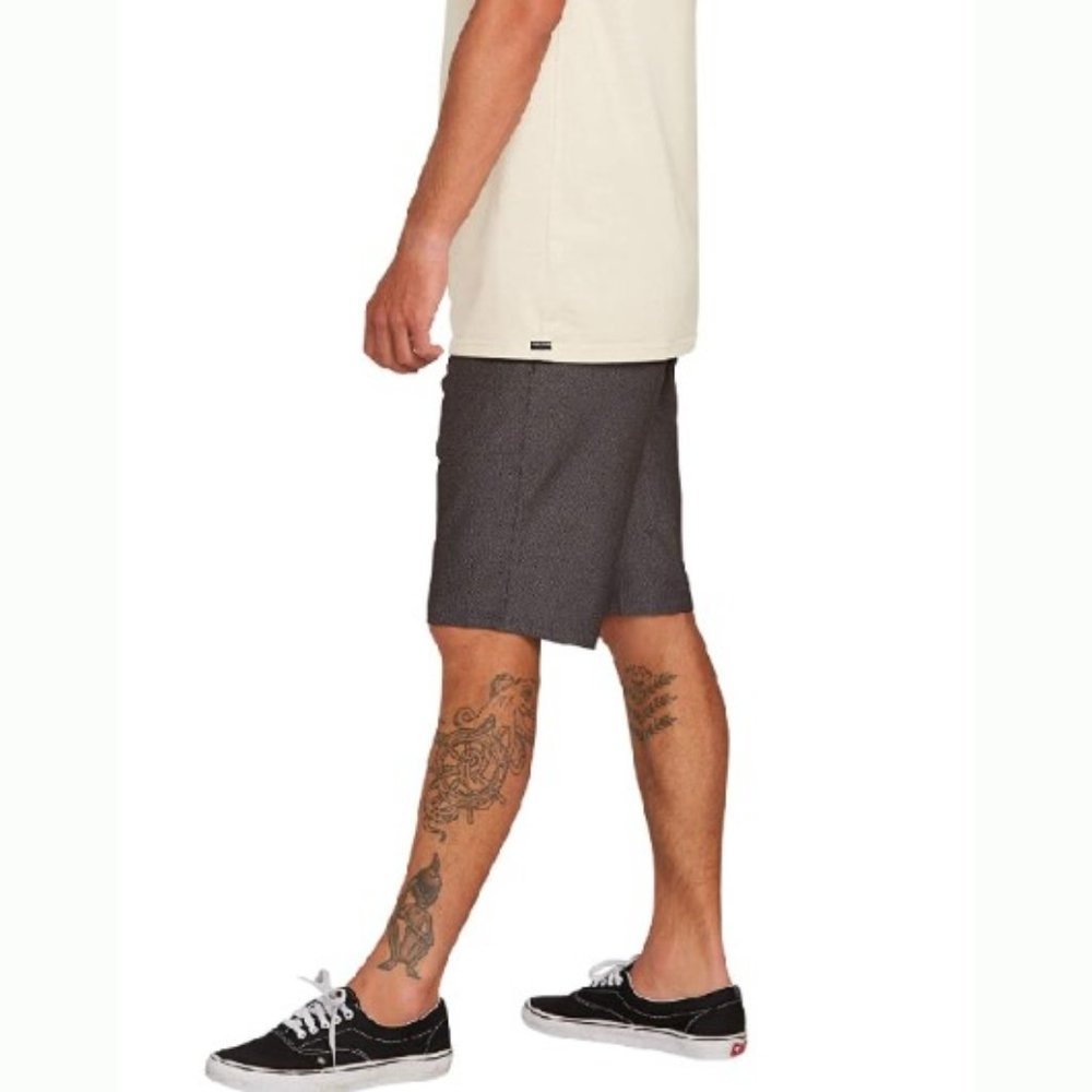 Volcom Men's Surf N Turf Dry 21